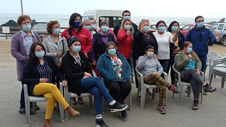 Mujeres pescadoras y recolectoras de algas de Boyeruca se suman a los cursos de “Mujer Digital”